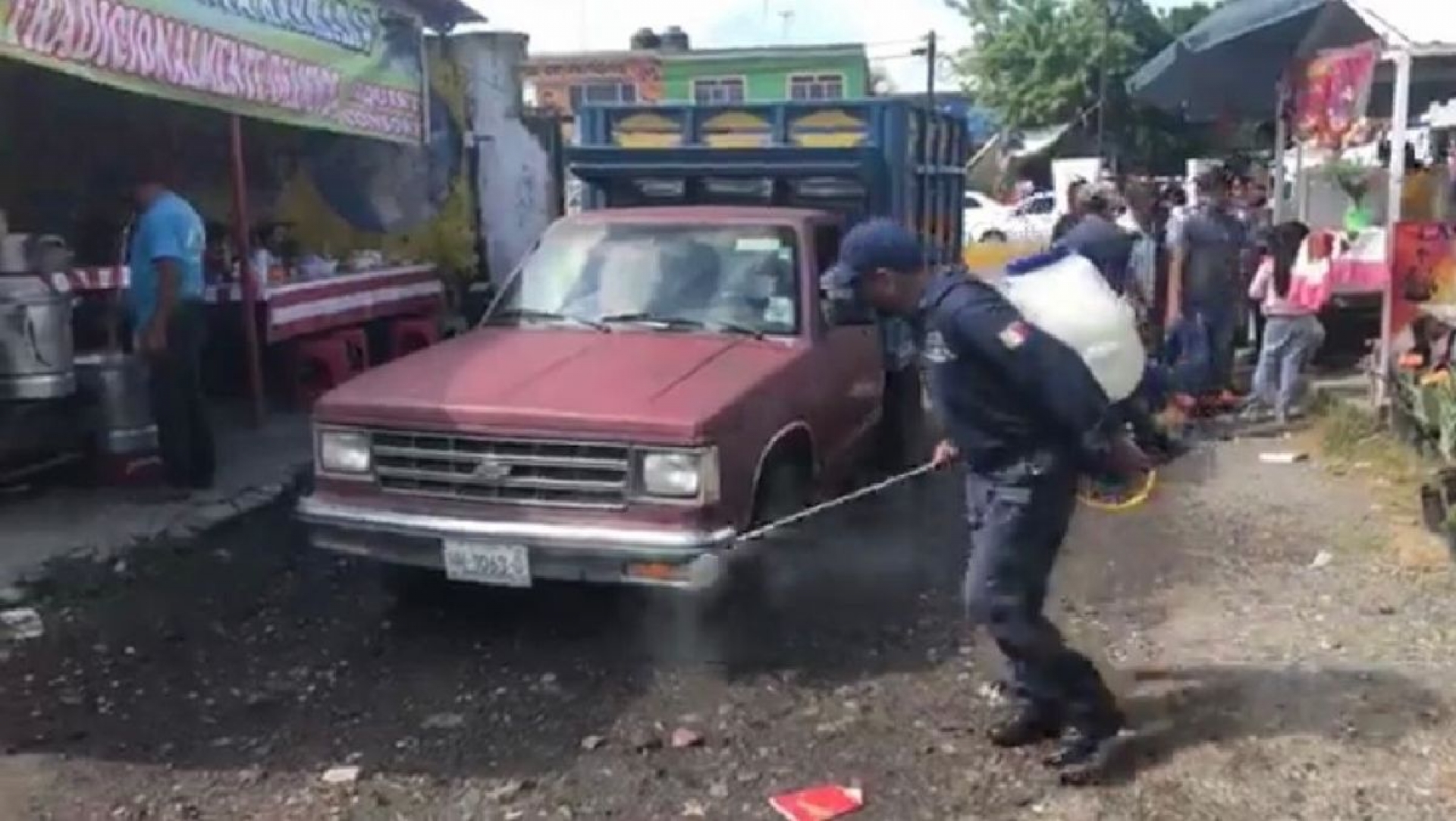 Aplican filtros sanitarios en plaza ganadera de Yecapixtla