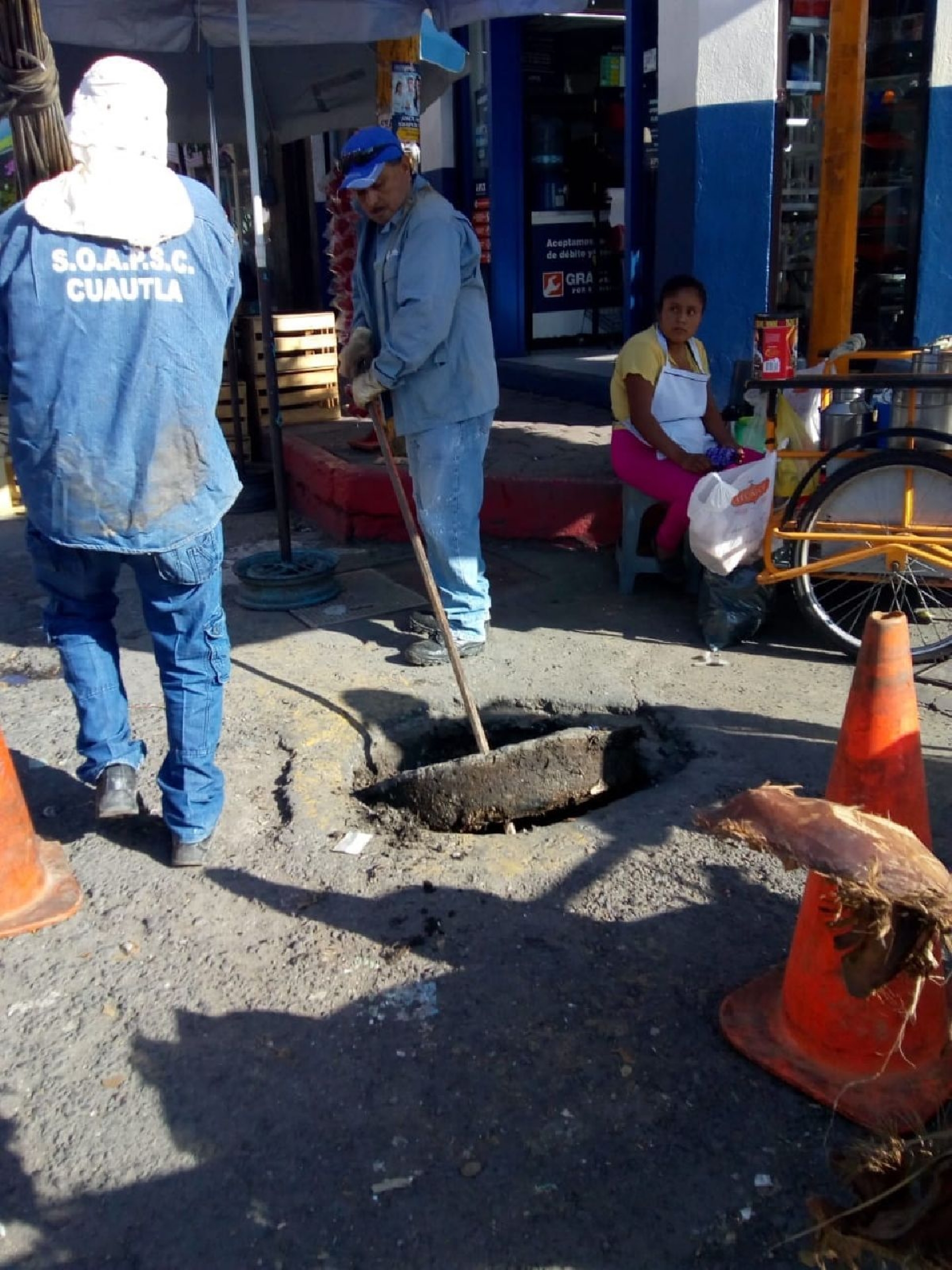SOAPSC pide no tirar basura en las alcantarillas