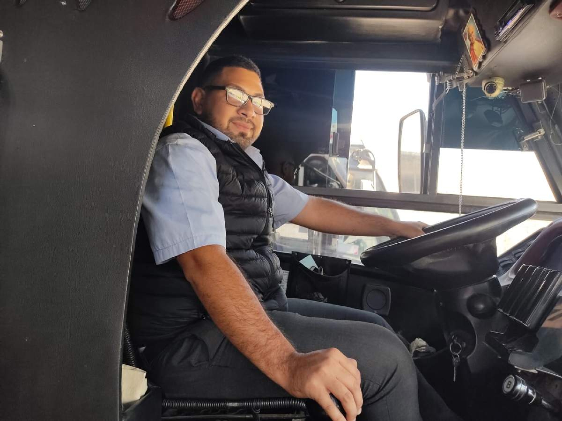 Es chofer de 'ruta' y estudiante de derecho