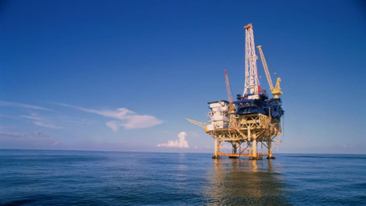 España inicia juicio por proyecto de gas submarino señalado de causar sismos