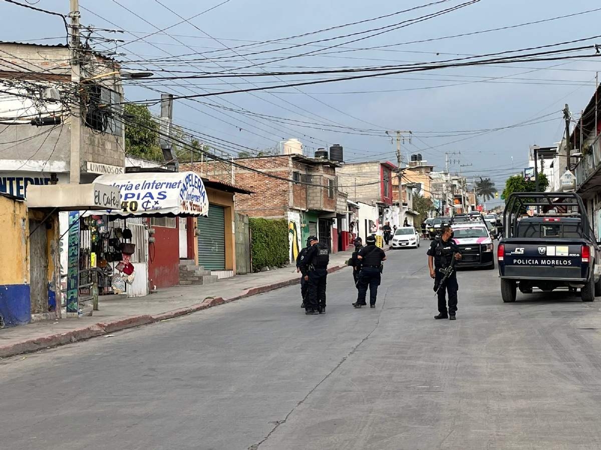 Asesinan a un hombre en una papelería