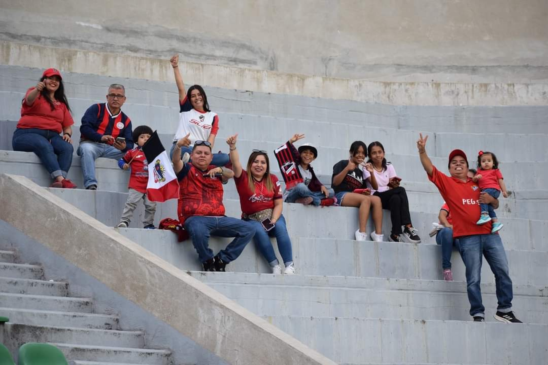 La trinca fresera hizo suyo el 'Coruco Díaz'