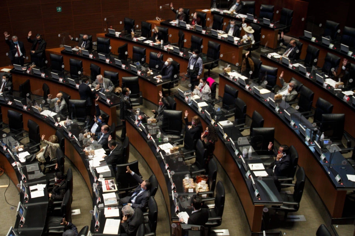 Senado aprueba la Ley de Juicio Político y Declaración de Procedencia
