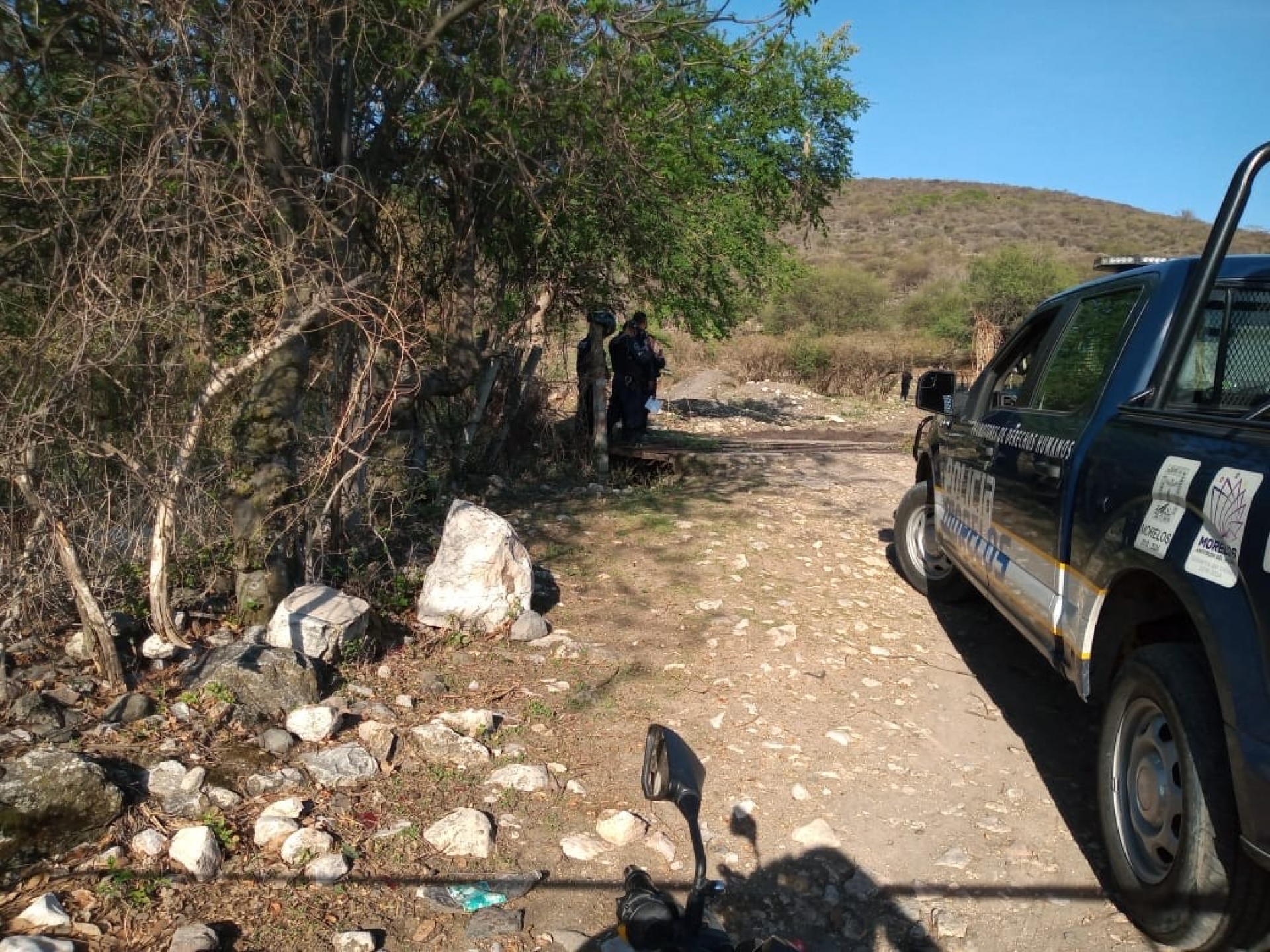 Encuentran a un hombre calcinado