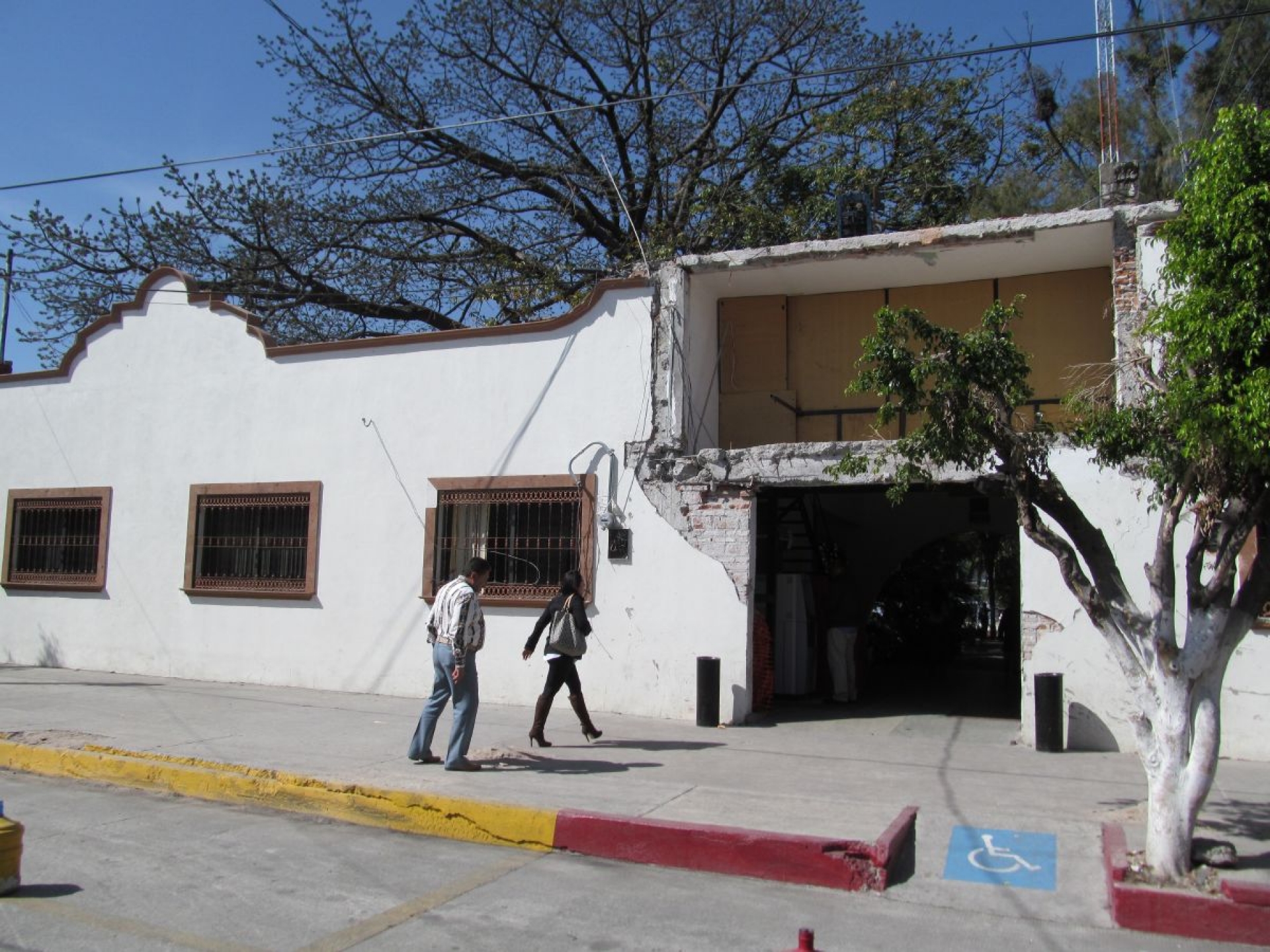 Obtiene sindicato de Zacatepec aumento salarial directo y cambio de bonos