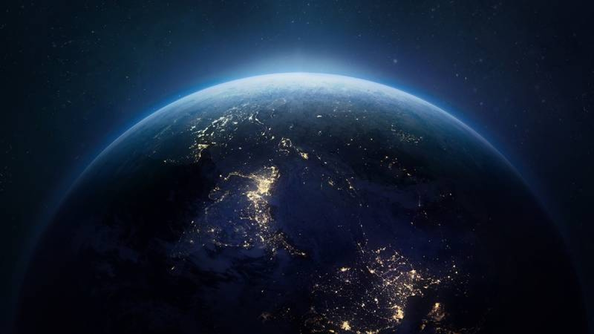 Descubren un 'planeta oceánico' a 100 años luz de la Tierra