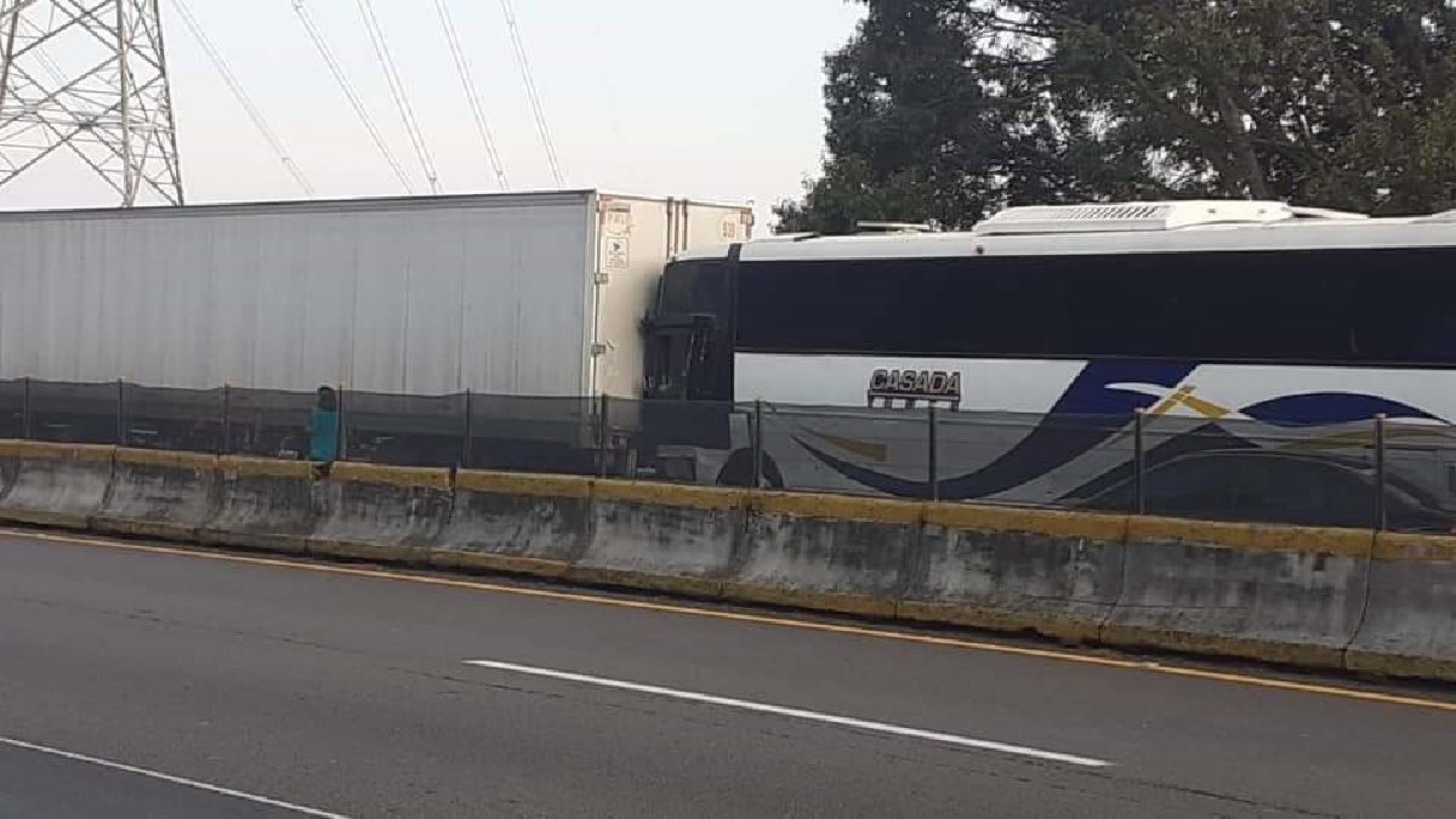 Se registra carambola cerca de “La Pera”