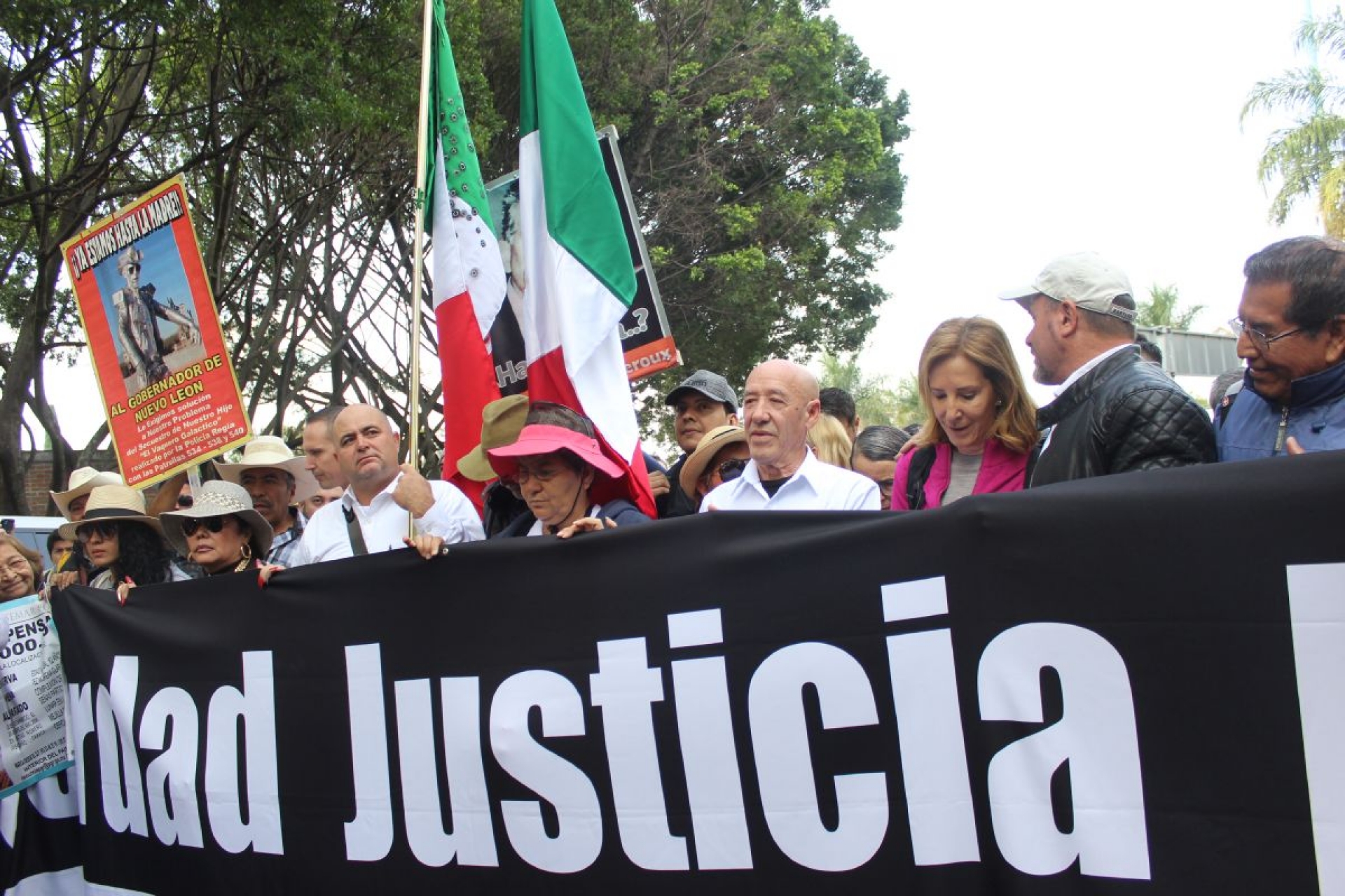 Pide Javier Sicilia modificar políticas de seguridad
