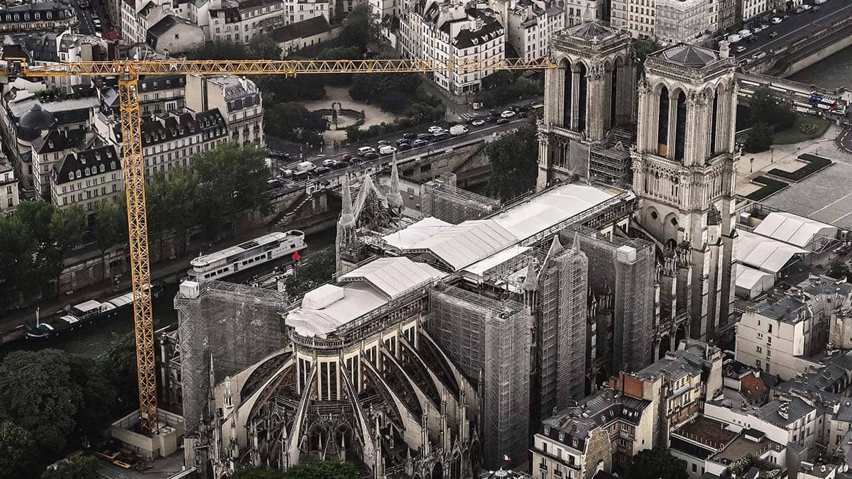 Aprueban renovar el interior de la catedral de Notre-Dame