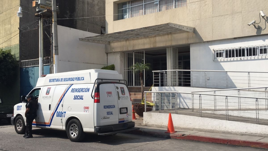 Vinculan a proceso a mujer acusada de prostituir a su hija