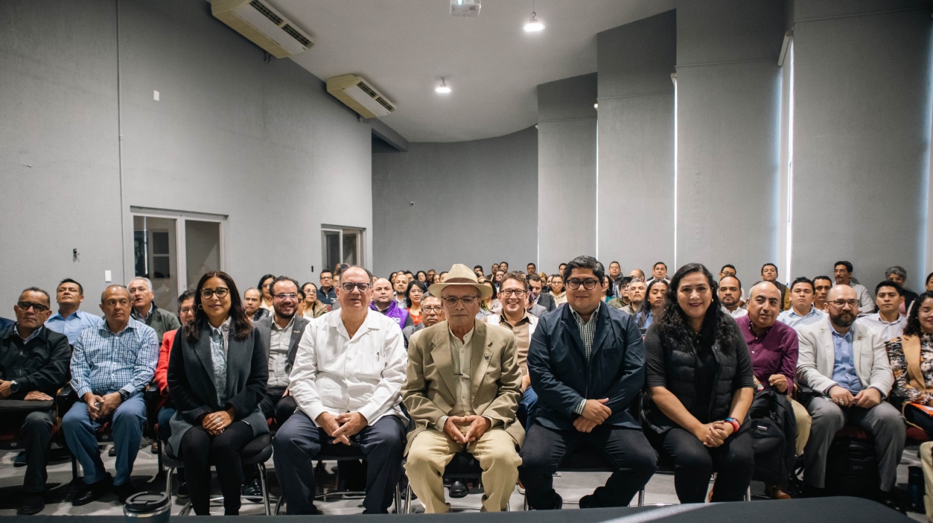 Efectúa CCyTEM mesas temáticas para la vinculación estratégica gobierno-academia