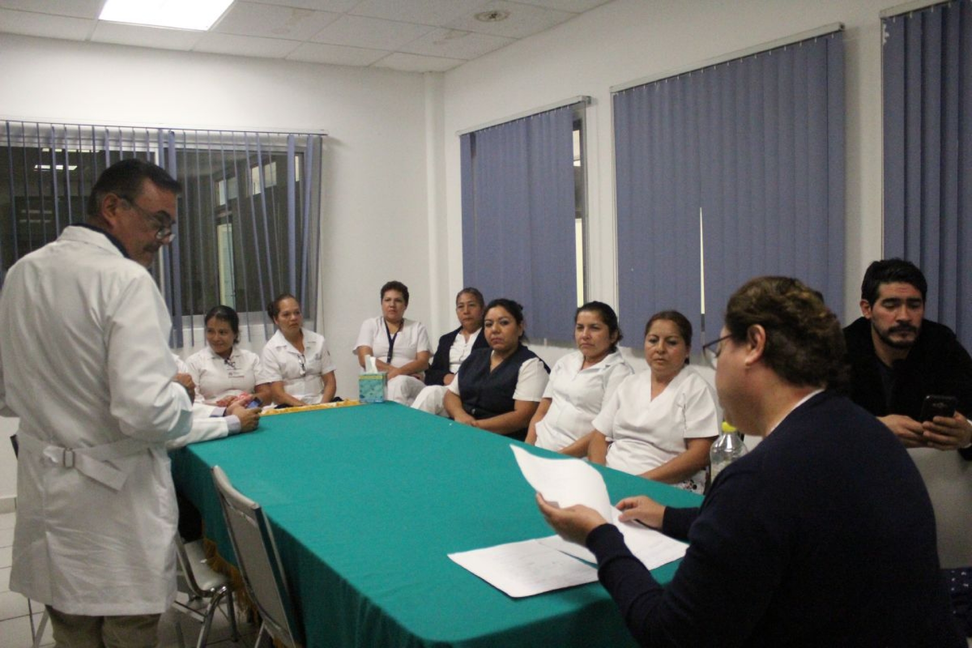 Graco dejó al hospital Parres sin personal de limpieza ni suministros