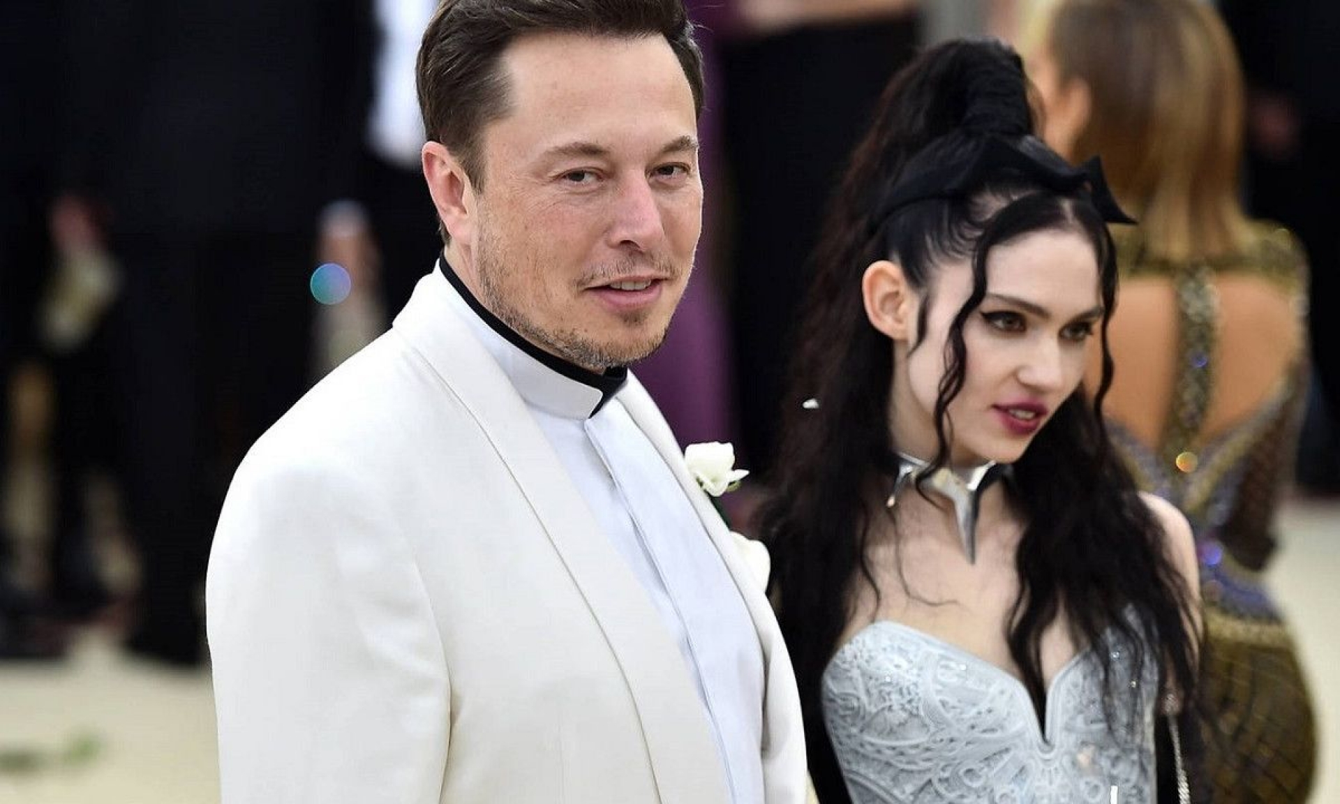 Elon Musk y Grimes ya le cambiaron el nombre a su bebé
