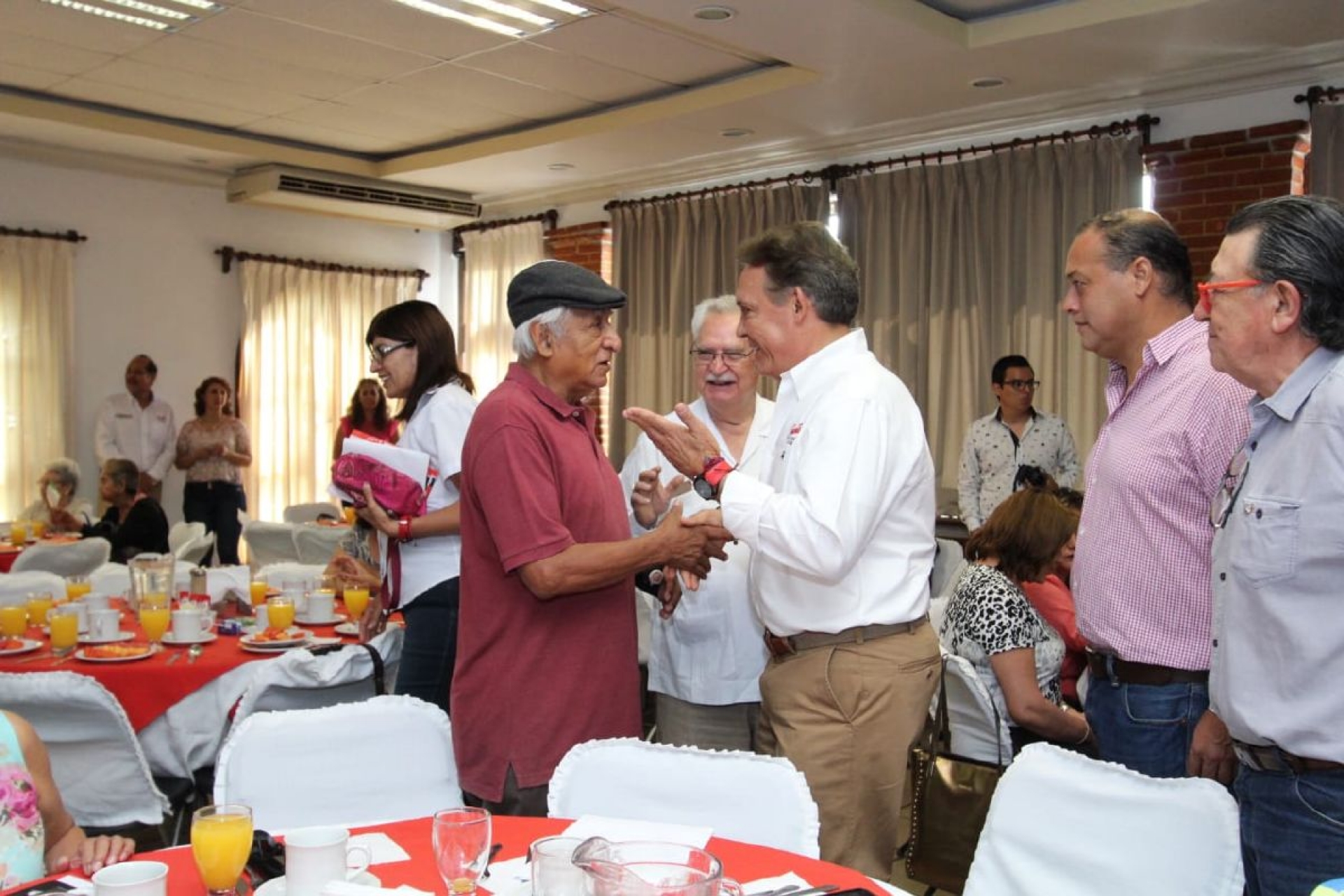 Se compromete Jorge Meade a impulsar políticas a favor de las personas de la tercera edad