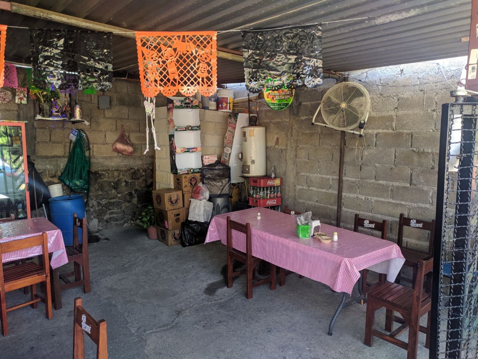 Paga con comida a su empleada