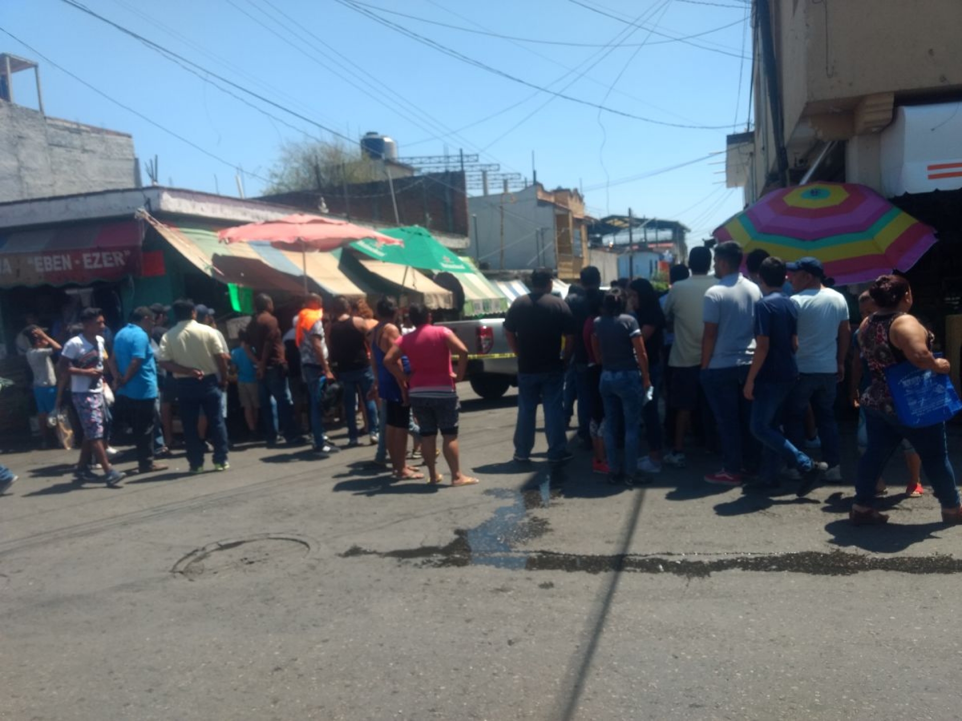 Asesinan a un comerciante mientras atendía a clientes