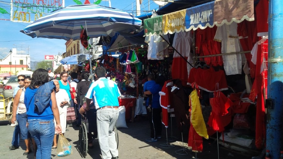 Redoblan operativos en establecimientos contra venta de cohetes en Yautepec
