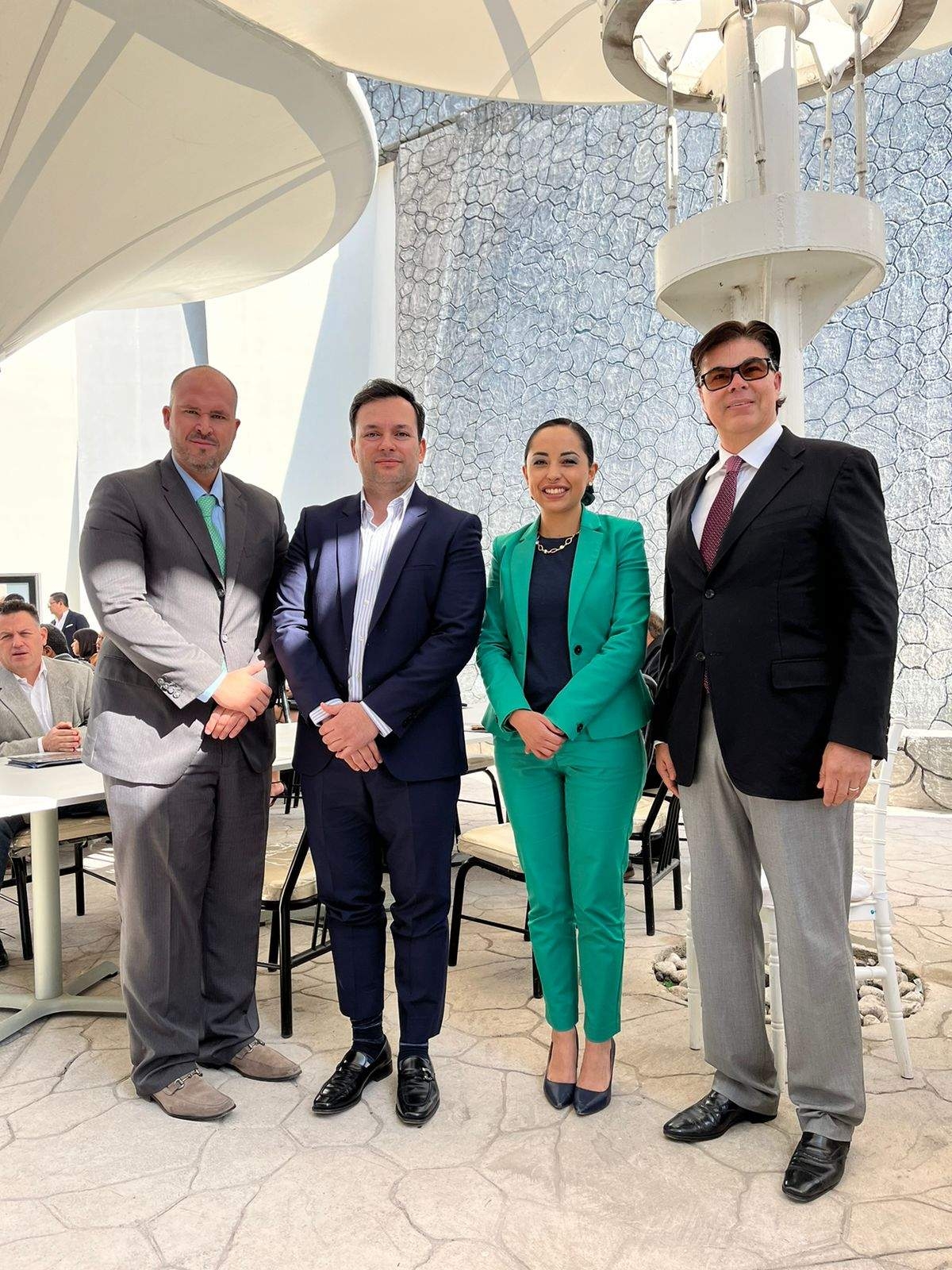 Visitan empresarios Tizayuca y el AIFA para explorar el sector aeroespacial