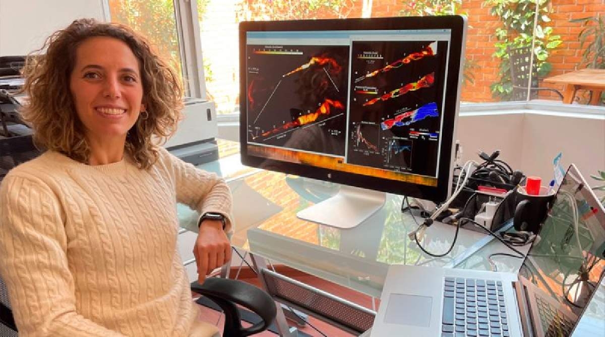 Por primera vez se pudo observar con claridad la configuración del campo magnético de la galaxia M87