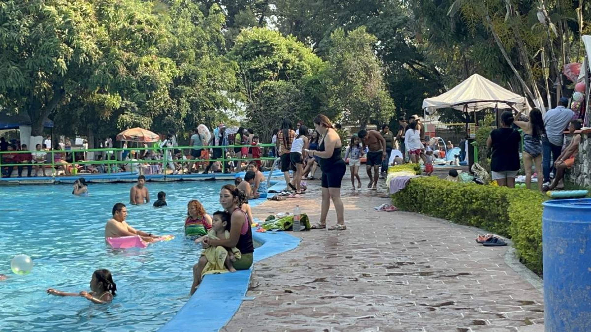 Altas temperaturas estimulan afluencia a balnearios de la región oriente