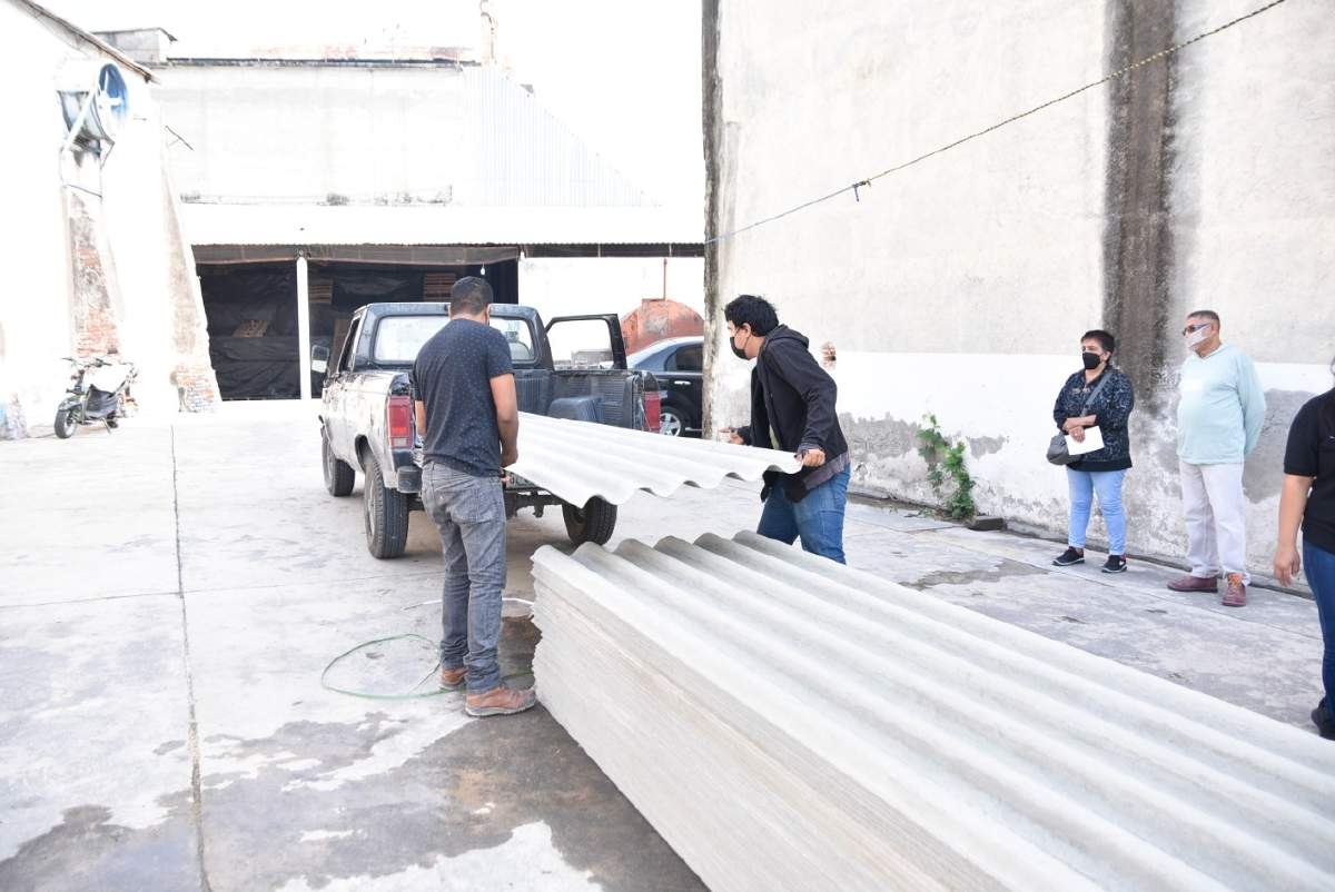 Entregan 250 láminas de fibrocemento a bajo costo en Jojutla