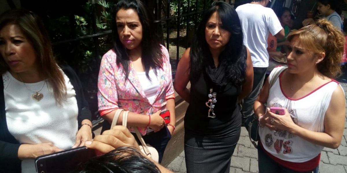 Edecanes del Congreso denuncian despido injustificado