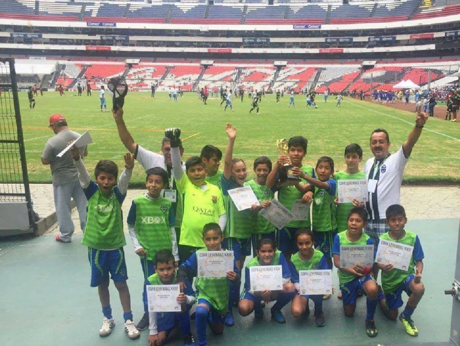 Acapantzingo FC, campeón de la Copa Leyendas XXIV Estadio Azteca