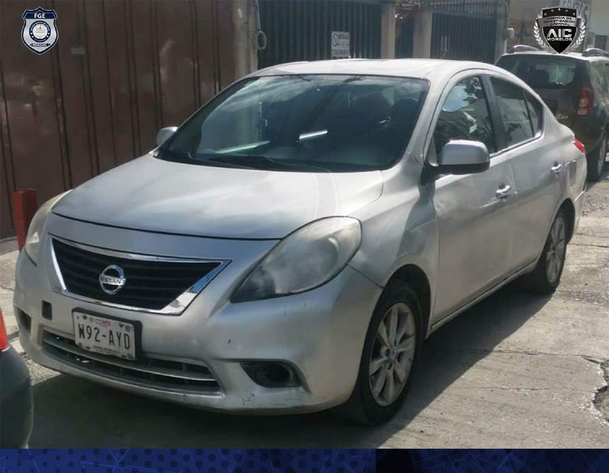 Transportaban droga en un automóvil irregular