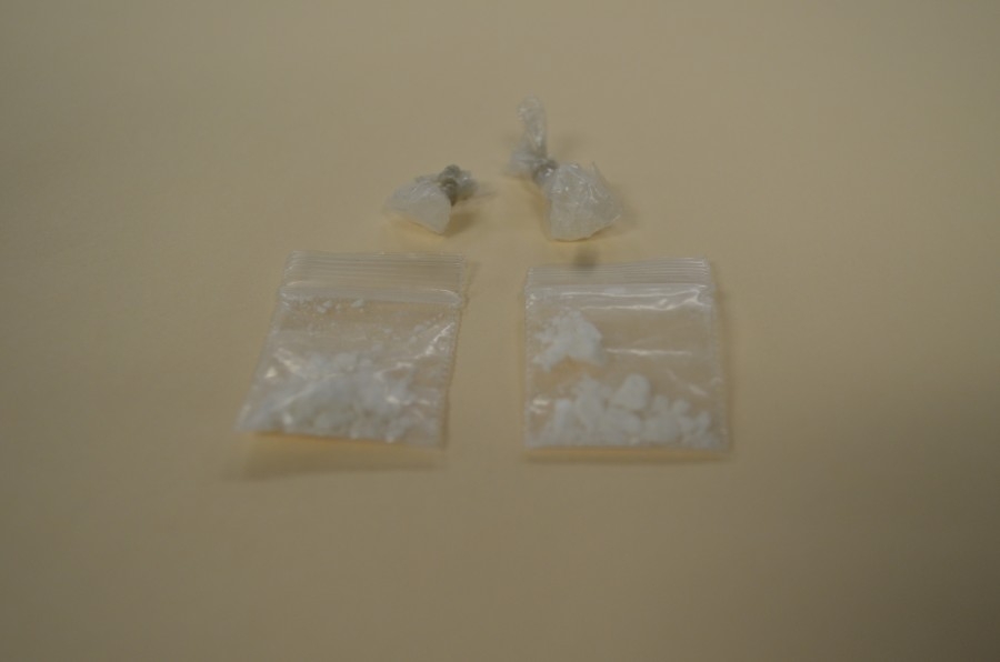 Detienen a cuatro individuos en posesión de droga