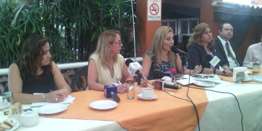 Denuncian comisionados de Atención a Víctimas presunta intención de removerlos