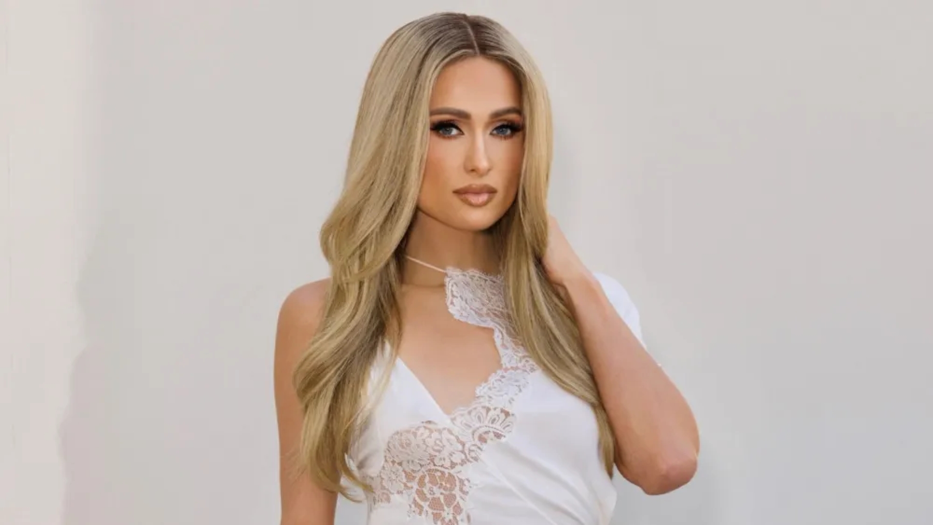 'A24' prepara una serie biográfica de la socialité Paris Hilton