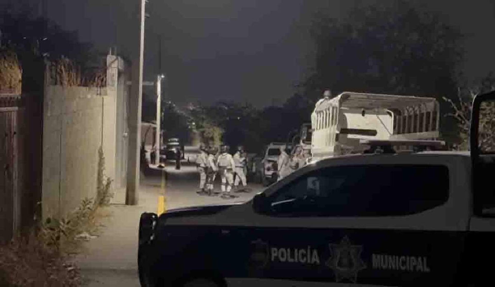Baleado en su auto