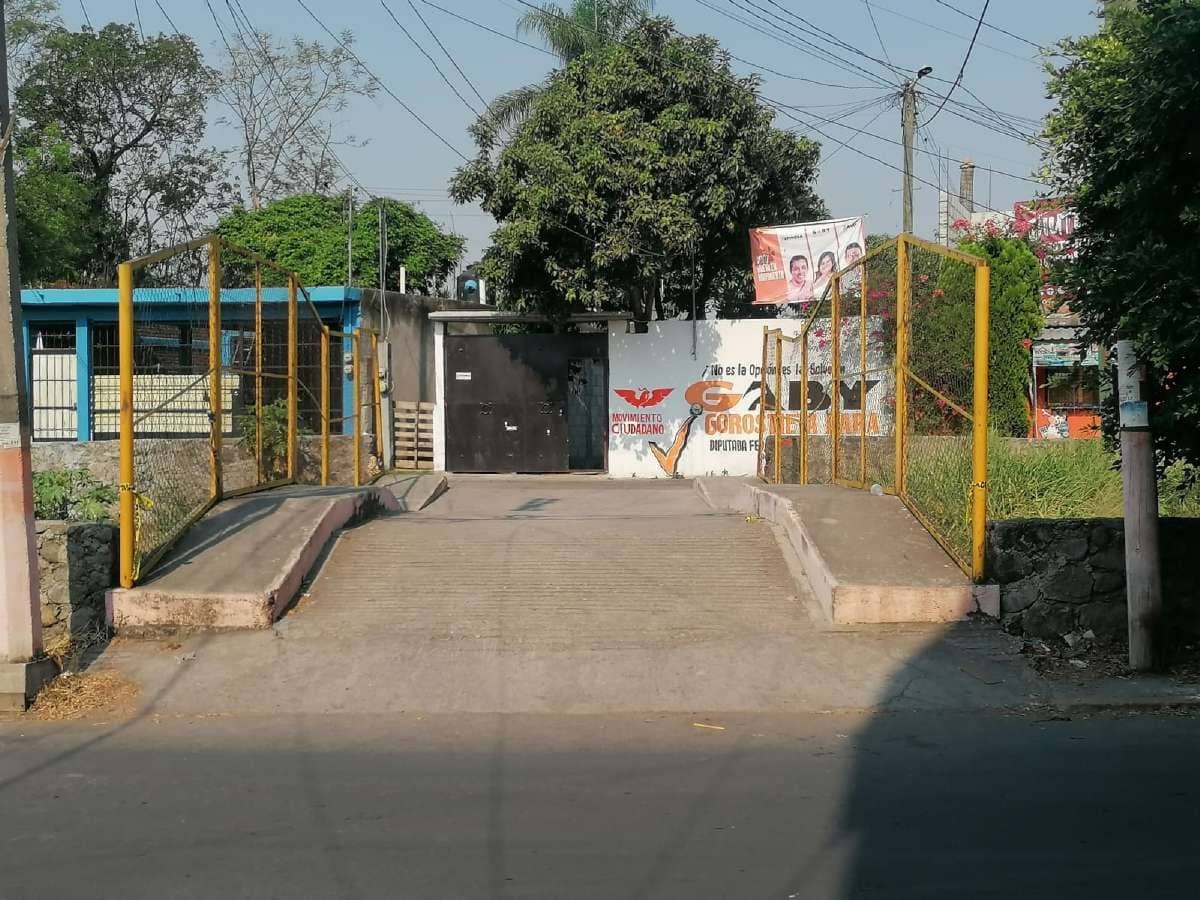 Balean una casa en la colonia Constitución de Jiutepec