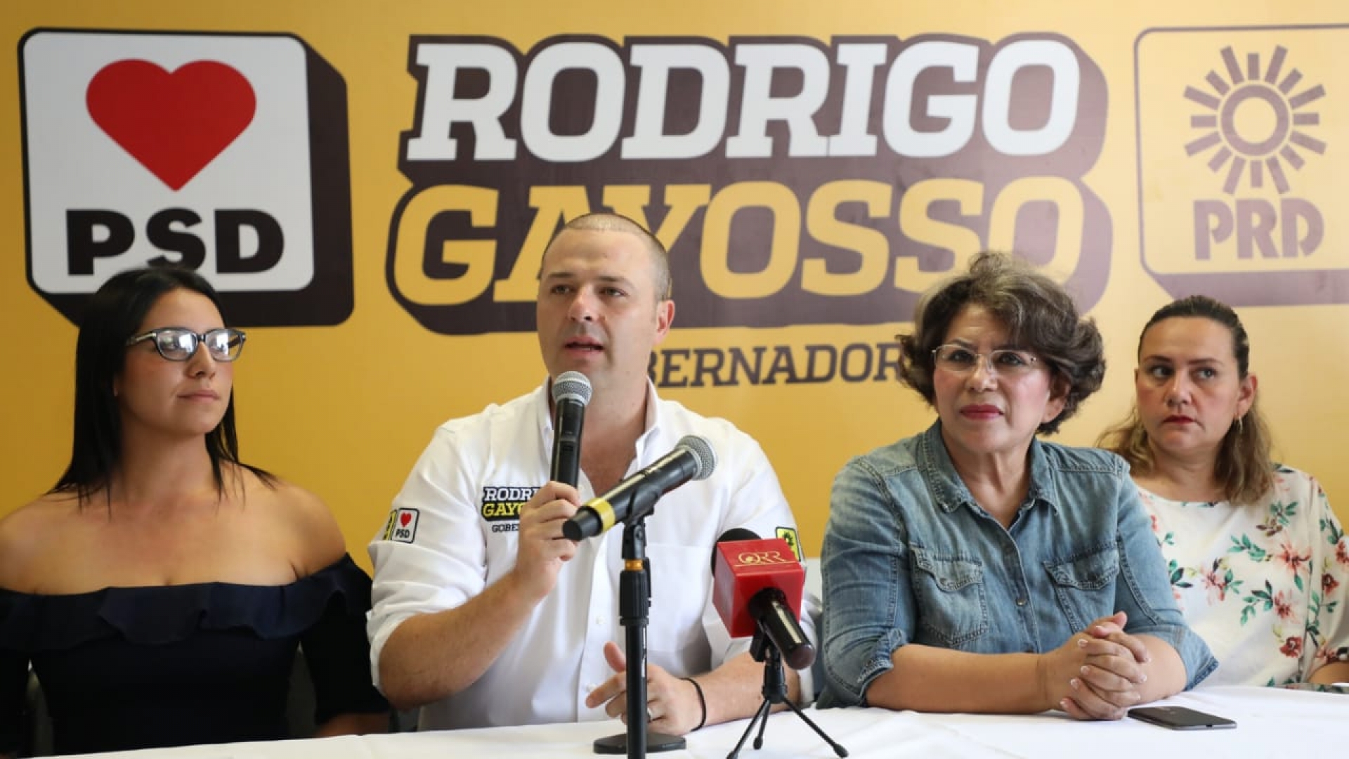 Mujeres priistas abandonan su partido y se unen a Gayosso