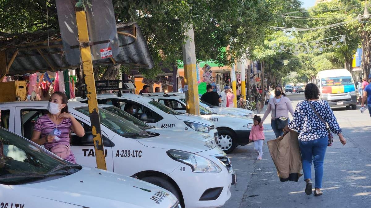 Aumenta la demanda de servicio de taxis en la zona sur