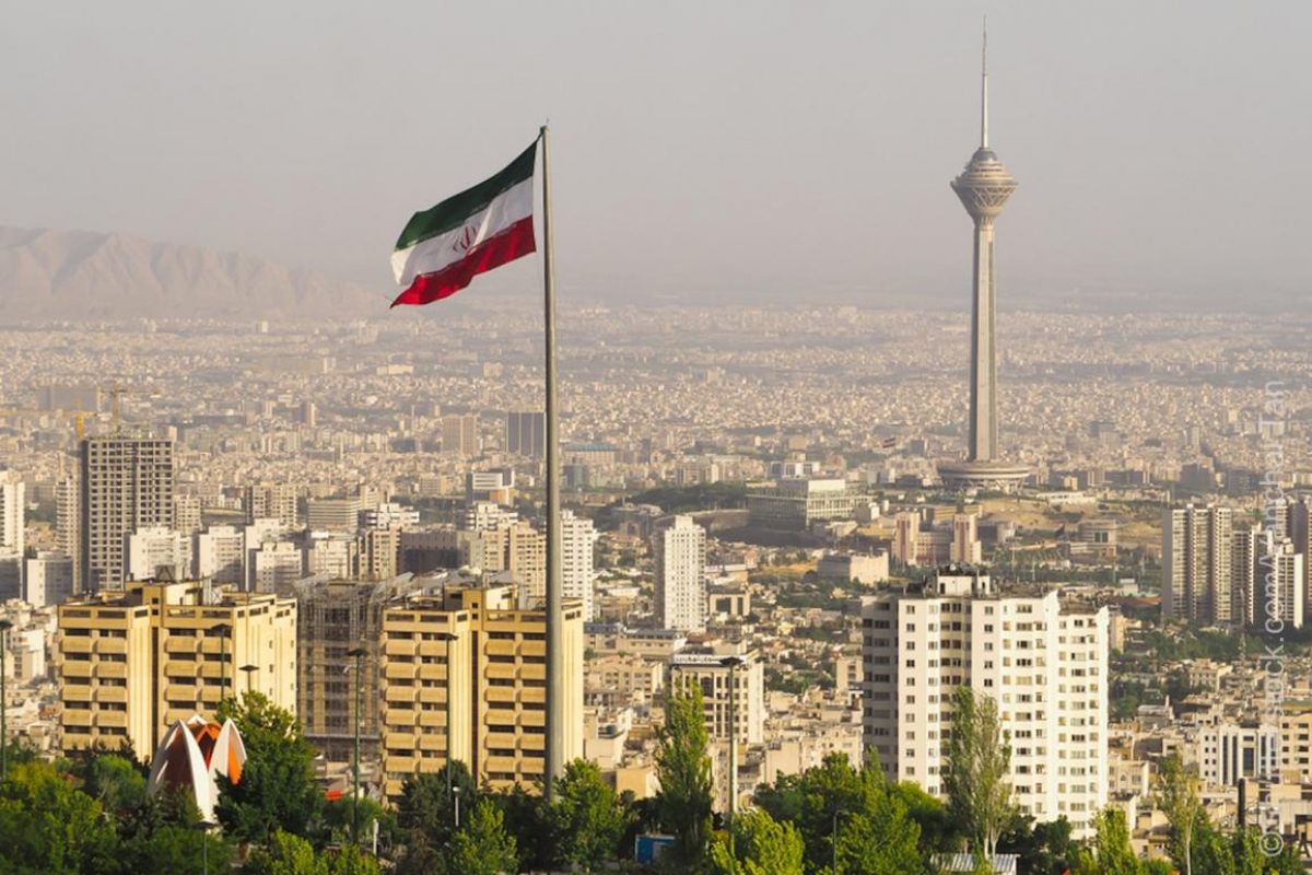 Irán aumenta cifra de contagios de COVID-19, tras fiestas masivas