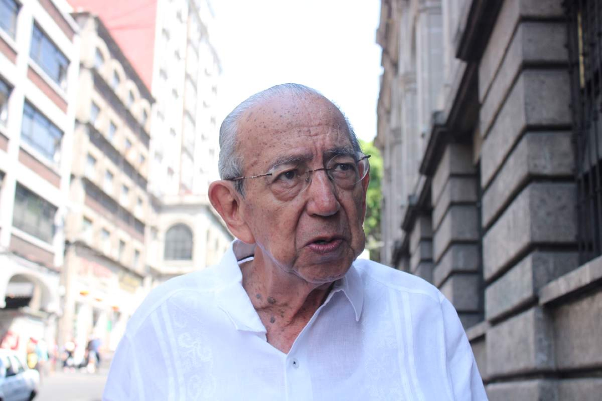 No faltará agua en las escuelas: Cornejo
