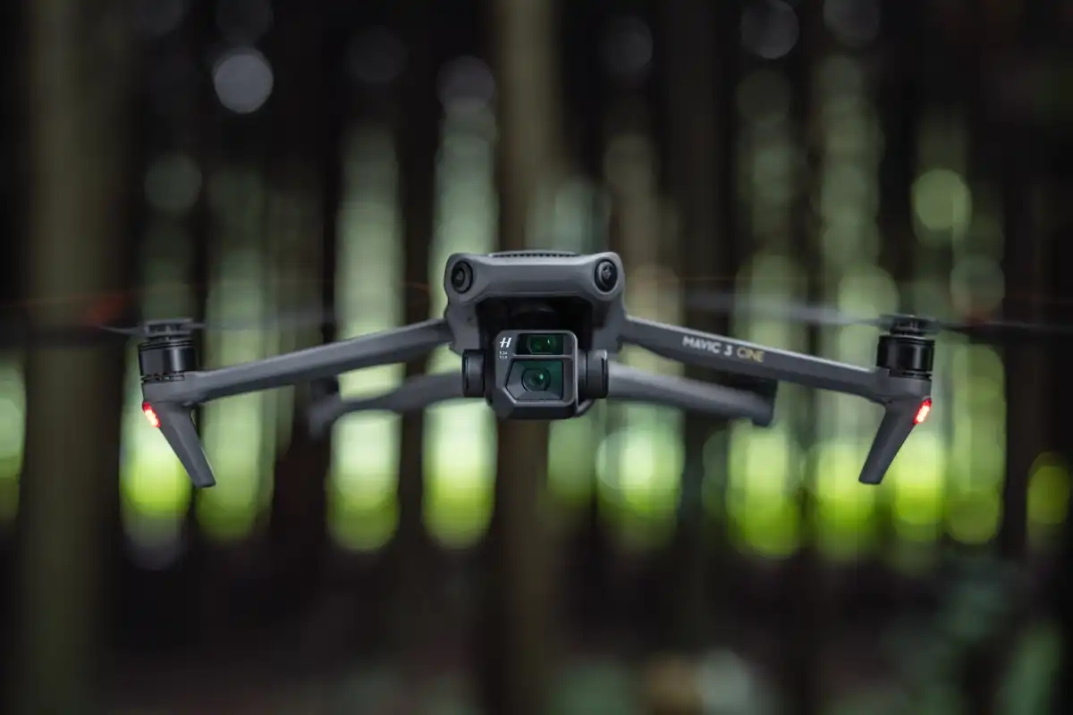 DJI deja de vender sus drones en Rusia y Ucrania para evitar que se usen como armas