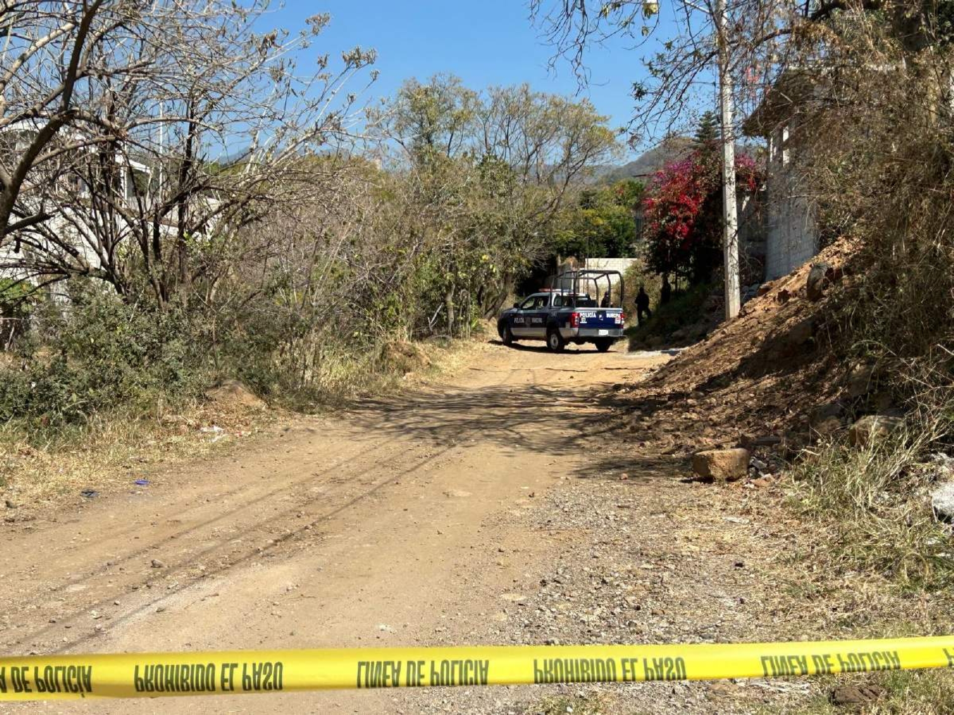 Abandonan un cadáver dentro de un baúl
