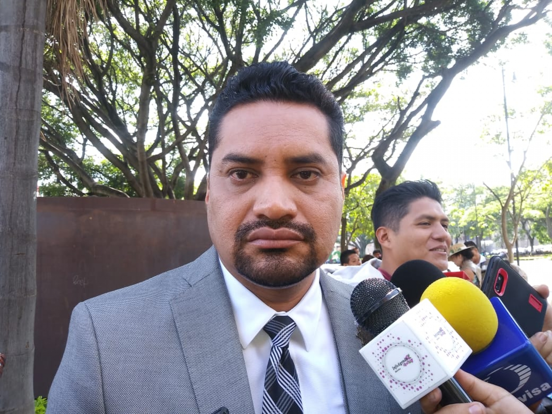 Critican renuncia de titular de la CES antes de comparecencia