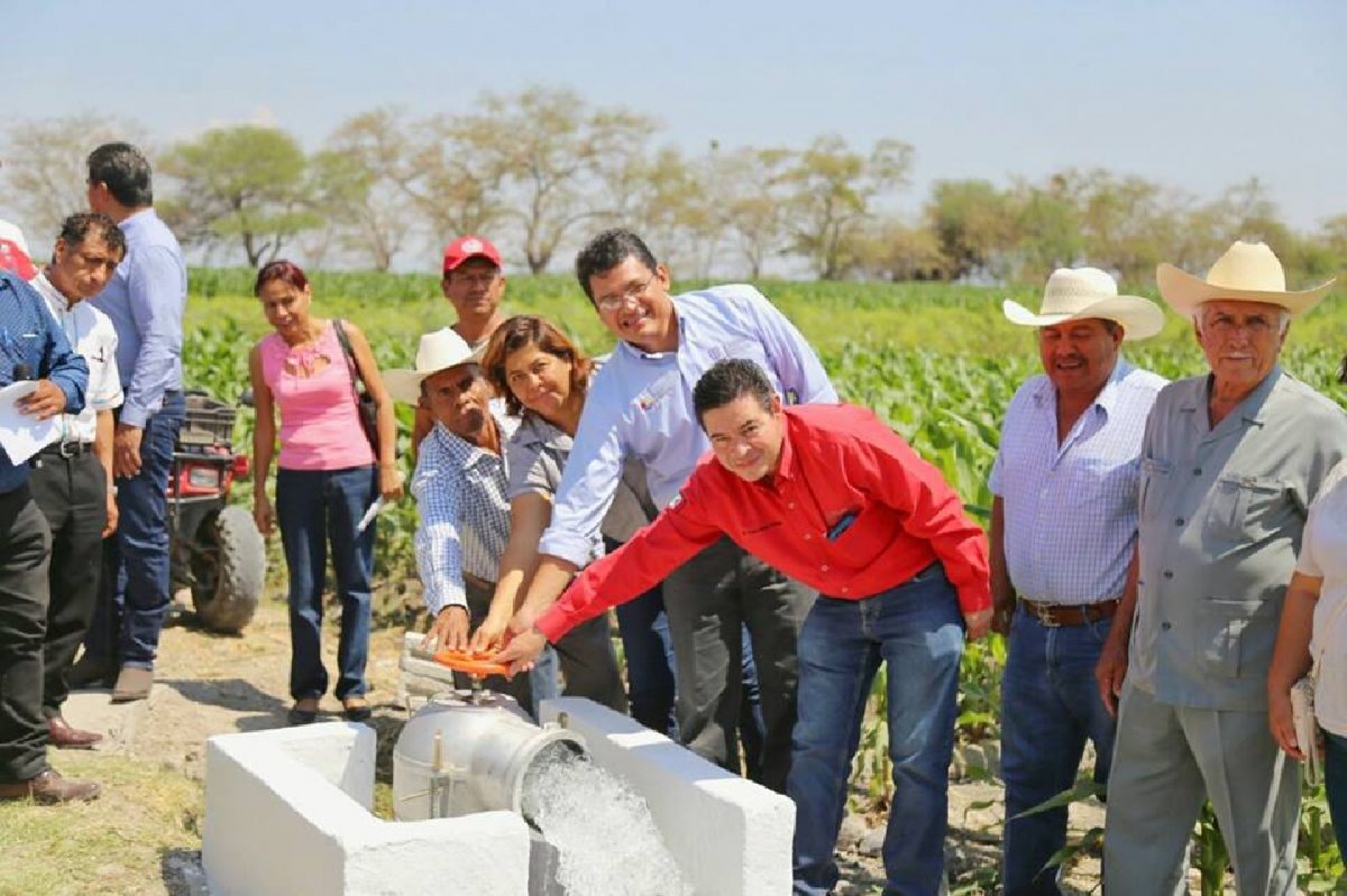 Modernizan el sistema de riego del campo “Los Laguneros”