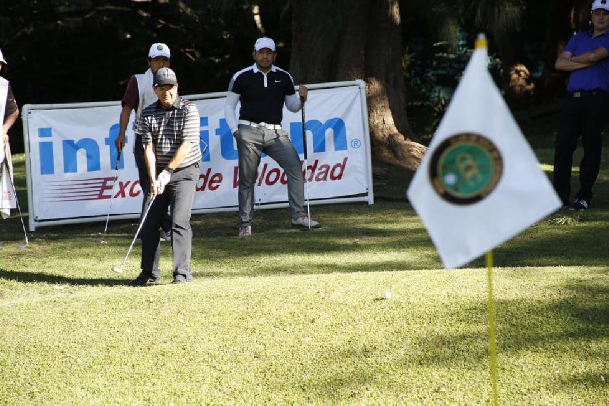 Inicia el Torneo Semana Mayor de golf