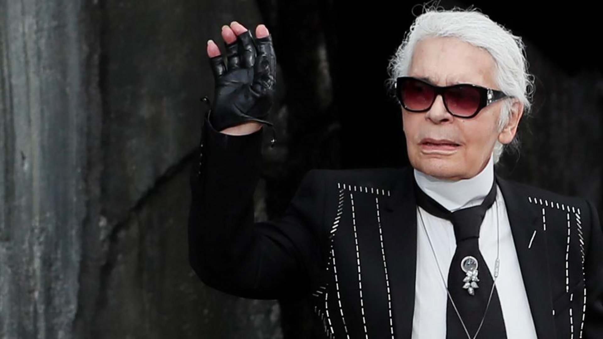 Muere Karl Lagerfeld, icónico diseñador de Chanel