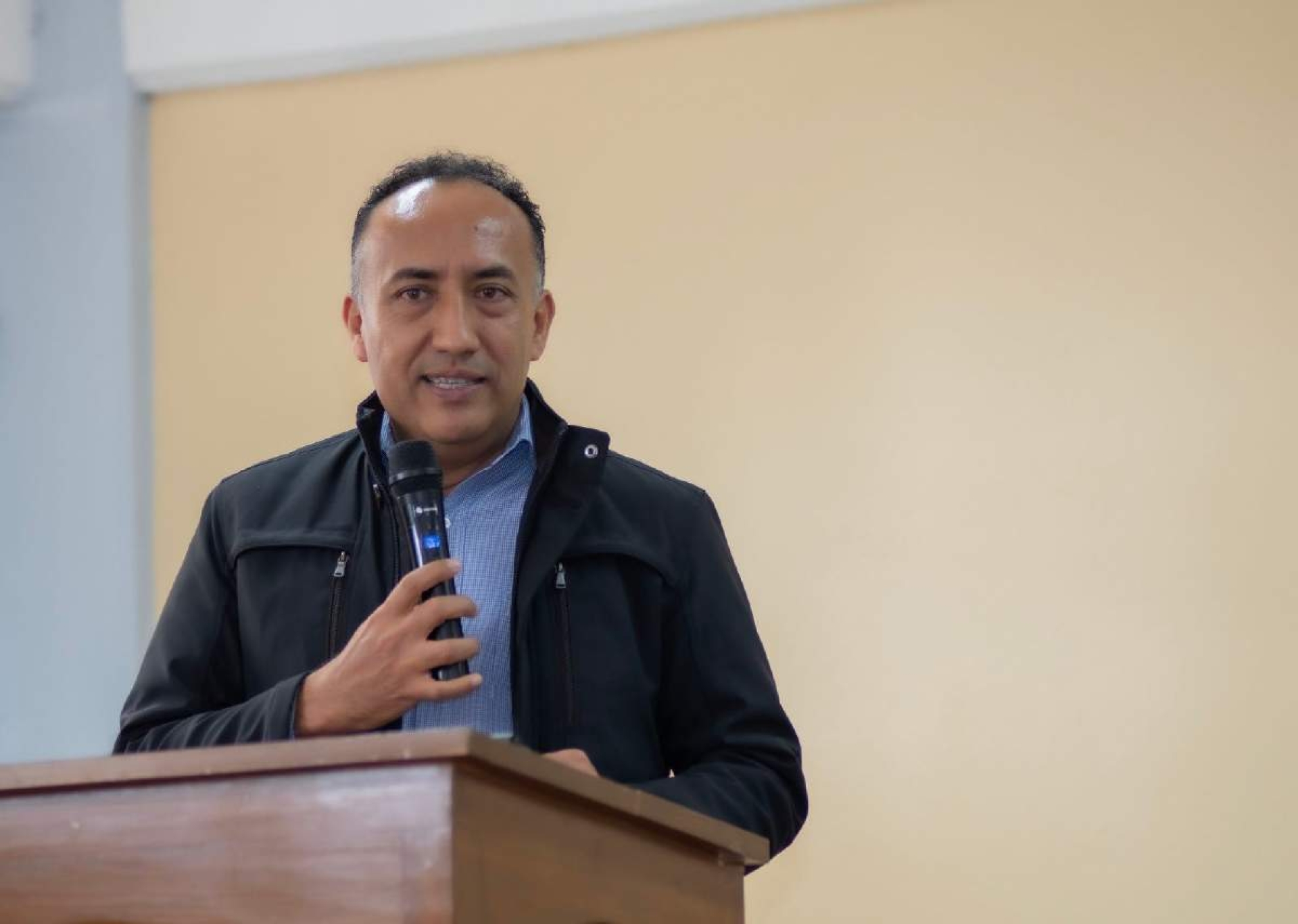 Director del IEBEM, dispuesto a acudir al Congreso