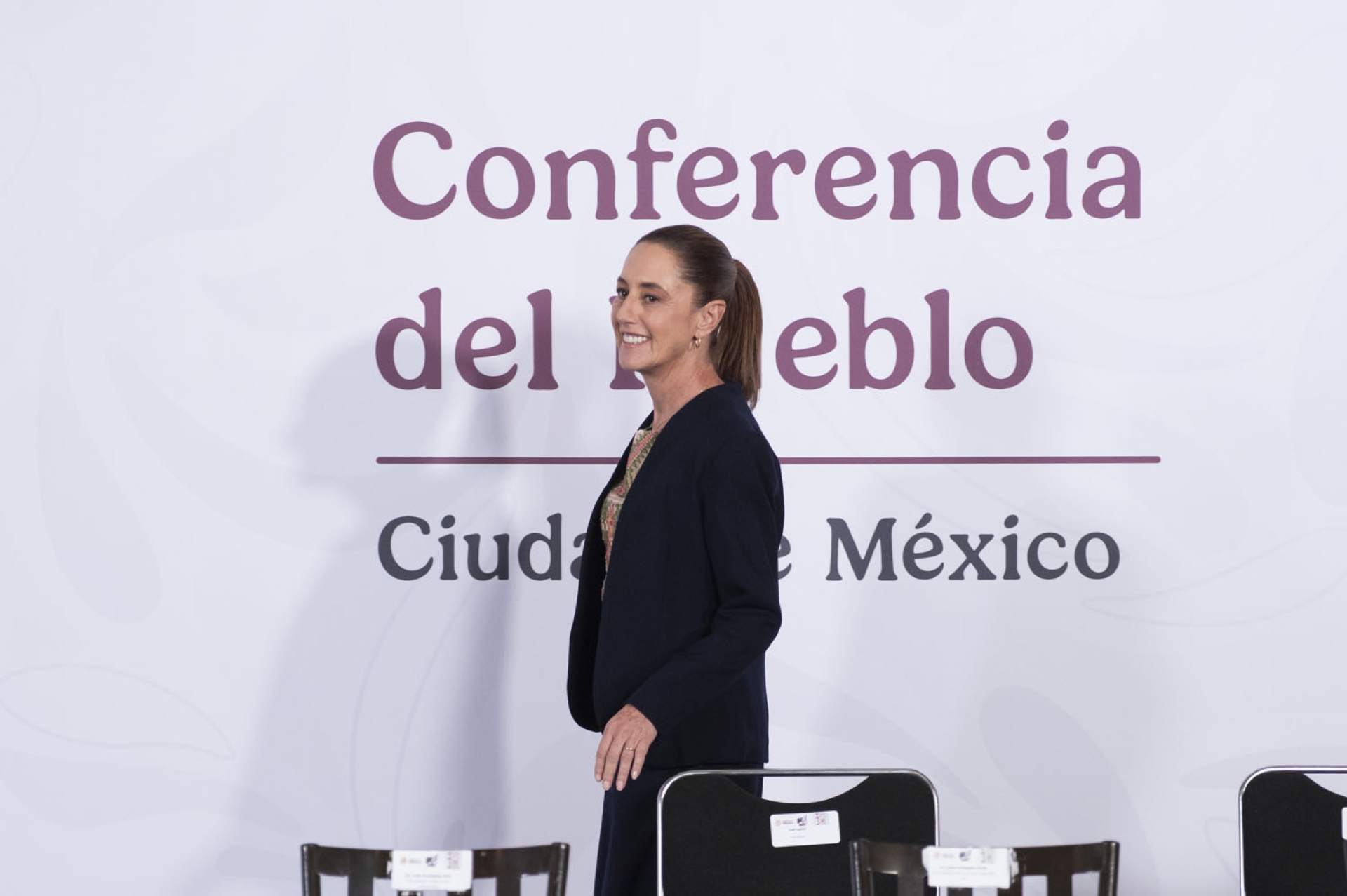 Sheinbaum explica salida de Marx Arriaga de la SEP por desacuerdo en libros