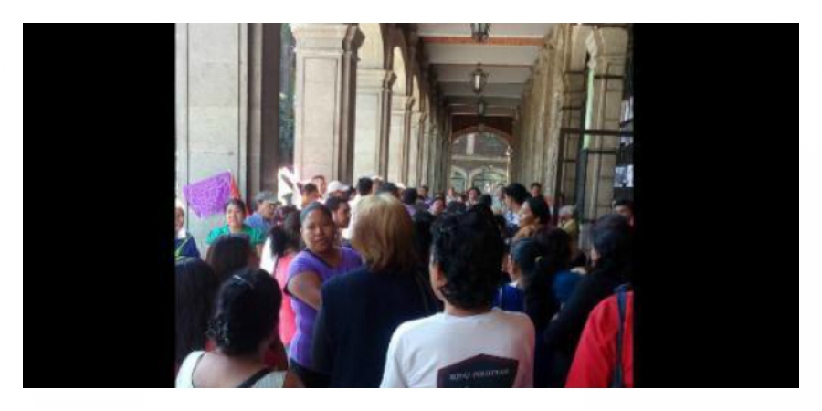 Antorchistas piden activar obras en la zona sur de Morelos; protestan en Cuernavaca