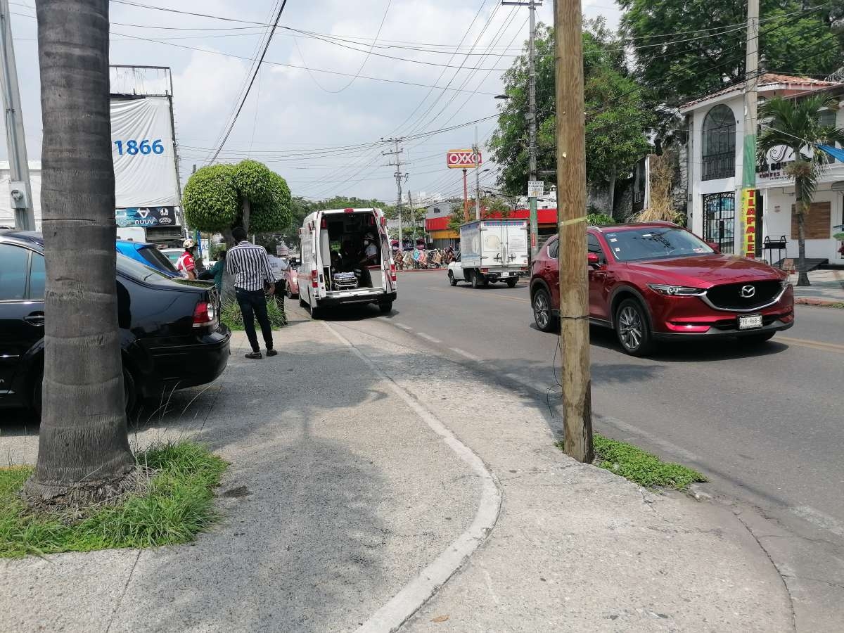 Choque en la avenida Río Mayo deja un lesionado