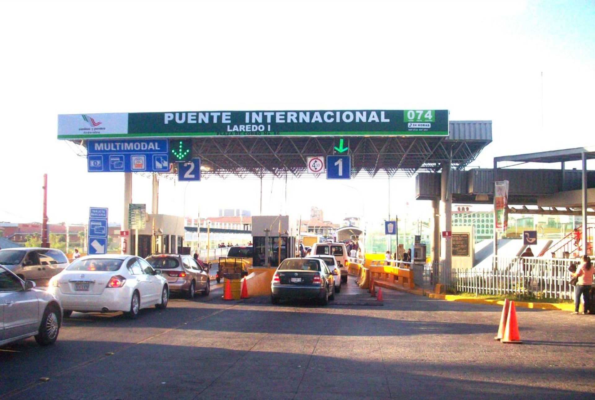 Malestar de empresarios por alza en autopistas