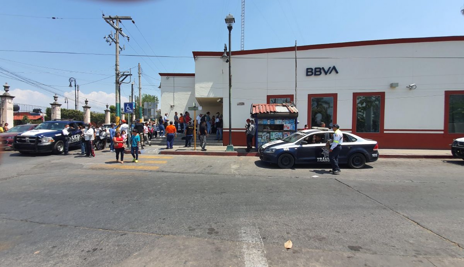 Retiran a clientes de un banco en Cuautla por no respetar medidas sanitarias