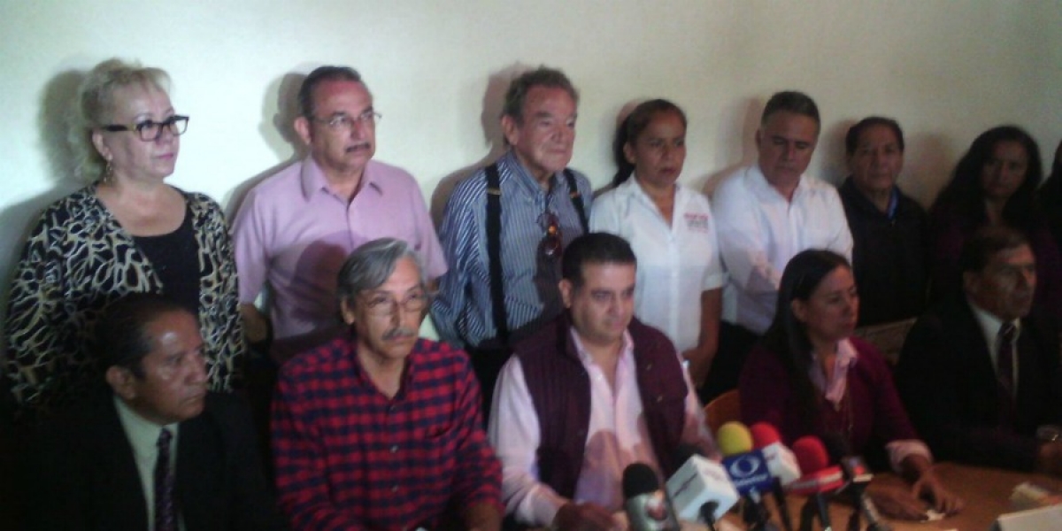 Ofrece dirigencia estatal de Morena rueda de prensa